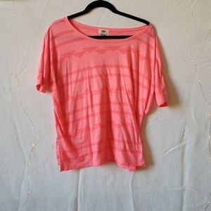Pink patterned tee